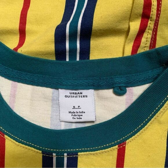 Urban outfitters Men’s Striped T-shirt Small - Picture 2 of 5